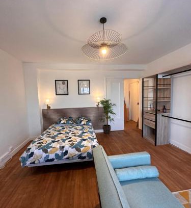 Centre-Ville Apartment | Charmant T4 Pontoise Centre
