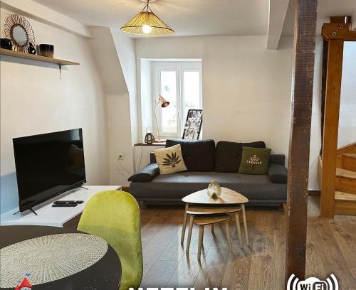 Chantilly Apartment | Charmant triplex centre-ville de Chantilly