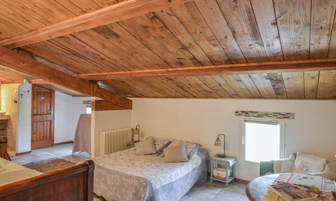 Venasque Bed & Breakfast | Charmante Chambre D'hôte au Coeur de la Provence à Venasque