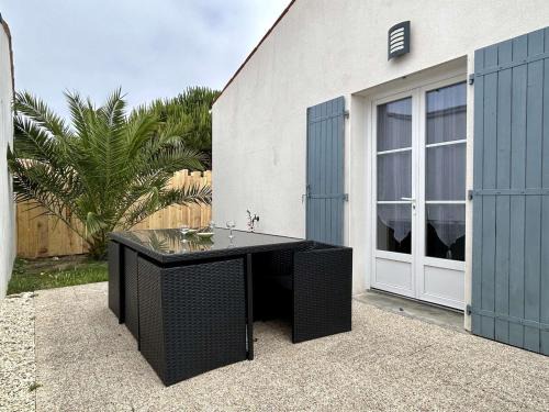 Saint-Georges-d'Oleron House | Charmante maison 6 couchages, jardin privé, proche plage, Wi-Fi, 2 étoiles, ménage inclus - FR-1-246A-155