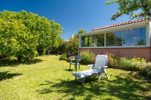 Les Bormettes House | Charmante Maison et Jardin proche plage et commerces