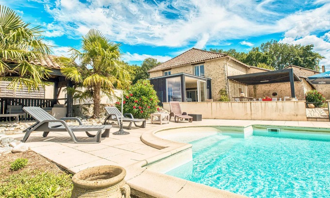 Montrem House | Charmante Maison avec Piscine