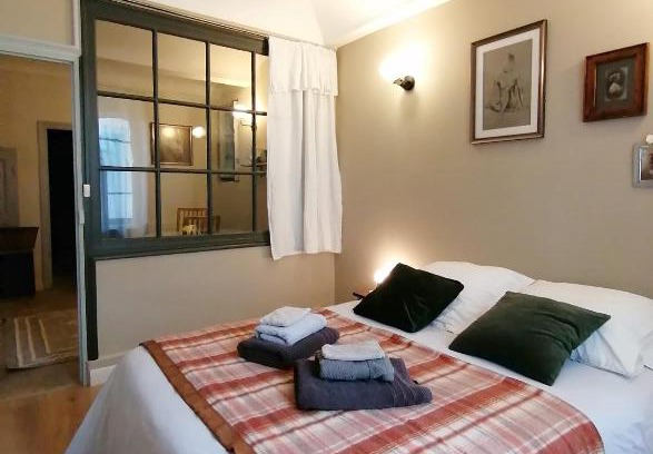 Loriol-sur-Drome House | Charmante suite indépendante en maison de village