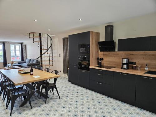 Autun Apartment | Charme au milieu de l'histoire