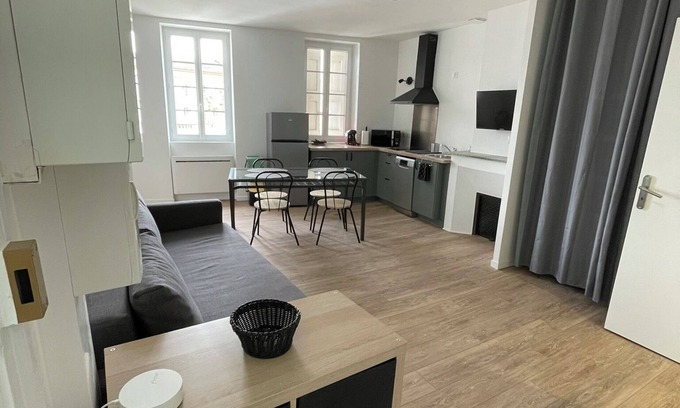 Albi Apartment | Charment Appartement Dans le Centre Historique D'albi