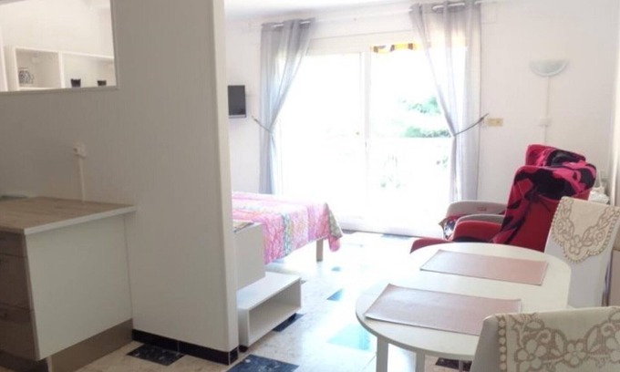 Amelie-les-Bains-Palalda Apartment | Charming F1 with Terrace, Garage, and WiFi - Close to Spa and Town Center in Amélie-les-Bains