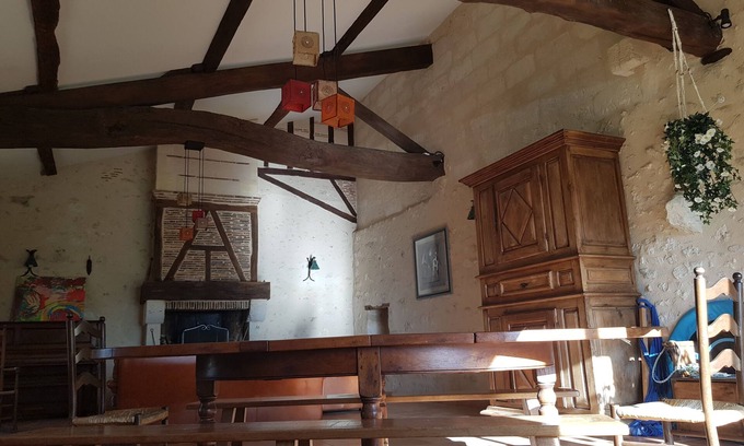 Saint-Antoine-de-Breuilh House | Charming house surrounded by hazelnut trees