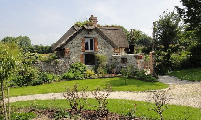 Gonneville-sur-Honfleur Cottage | 👍 Charming cottage in Honfleur