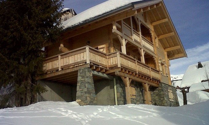 Montgellafrey Ski Chalet | CHARMING COTTAGE NEW CLASS 4 * SAINT FRANCOIS (YOU OCCUPY ALL THE CHALET