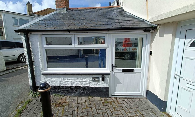 Mullion Cottage | Charming 1-Bed Cottage in Mullion