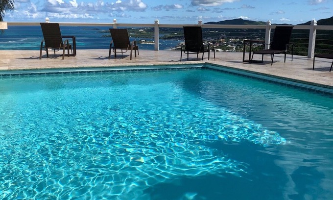 Orange Grove Villa | Charming 1 Bedroom: Bougainvillea Suite