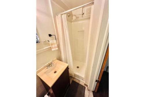 Great Falls Apartment | Charming 1-Bedroom Apartment in Great Neighborhood