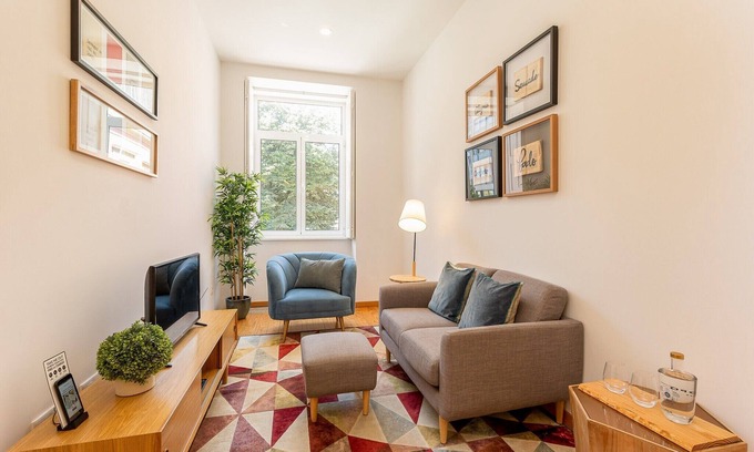 Centro / Baixa Apartment | Charming 1-Bedroom Apartment in Oporto