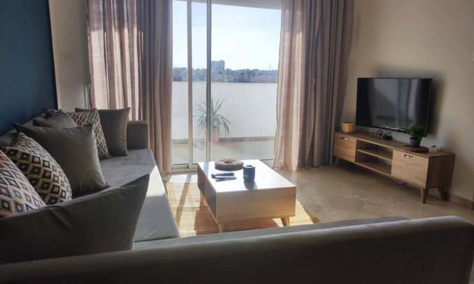 Mahdia Apartment | Charming 1-bedroom apartment in welcoming Hiboun with WiFi, AC