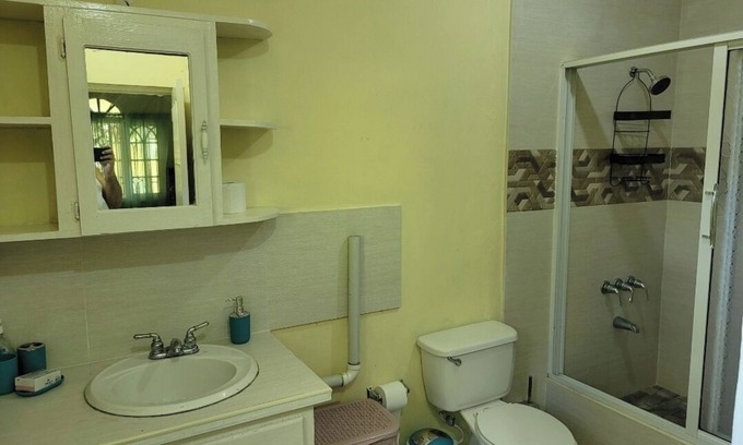 West End House | Charming 1-bedroom building in delightful Negril with AC
