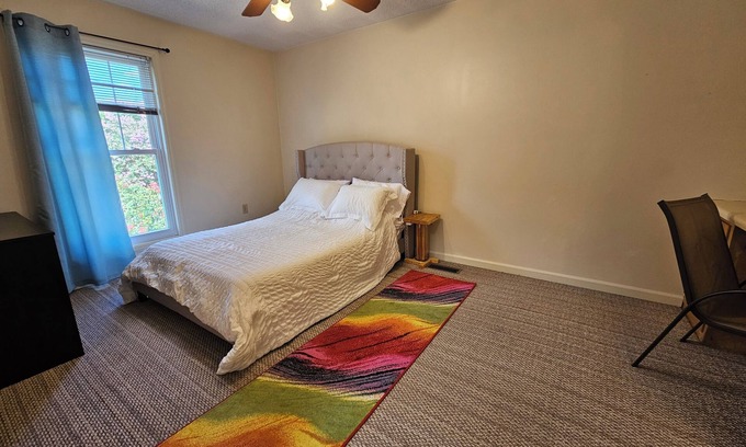 Midtown Cottage | Charming 1-bedroom cottage in Augusta with WiFi and AC