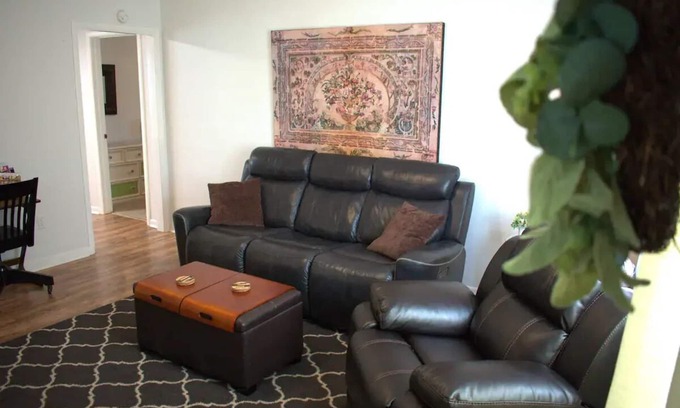 Corning Apartment | Charming 1-bedroom flat in lovely Corning