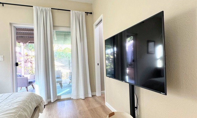 Rancho Penasquitos House | Charming 1-bedroom guest home in fabulous San Diego with outdoor space, AC, WiFi