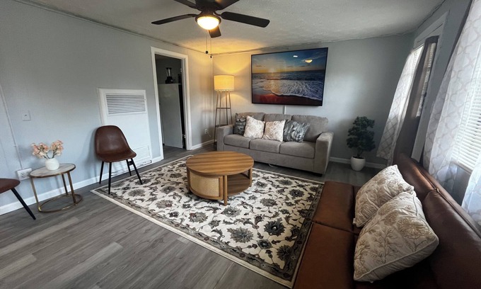 Valdosta Apartment | Charming 1-bedroom historical apartment in tranquil Valdosta