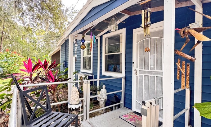 Homosassa House | Charming 1-bedroom house in pleasant Homosassa with AC, WiFi Quiet close to all!