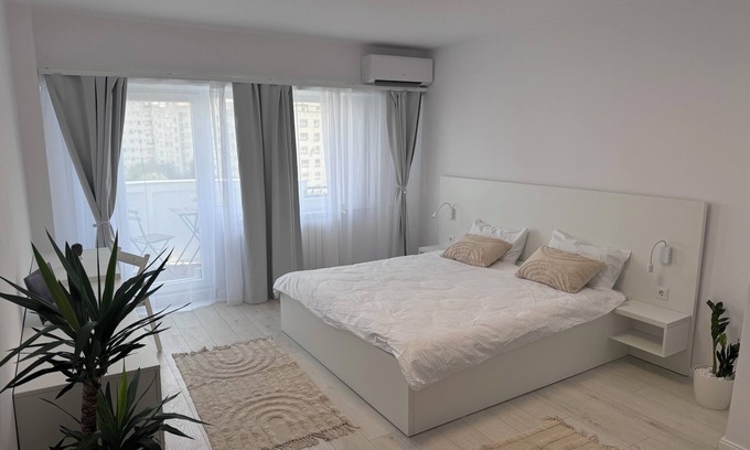 Cluj-Napoca Apartment | Charming 1-bedroom apartment with AC and WiFi in lovely Cluj-Napoca