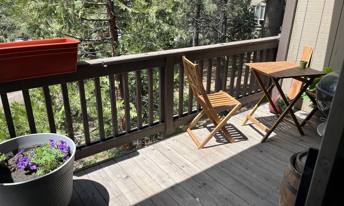Lake Forest House | Charming 1-bedroom townhome in welcoming Tahoe City with WiFi
