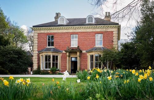 Thirsk House | Charming 18th Century property