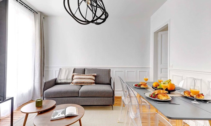 Grenelle Apartment | Charming 1BR - Steps from Eiffel Tower & Seine