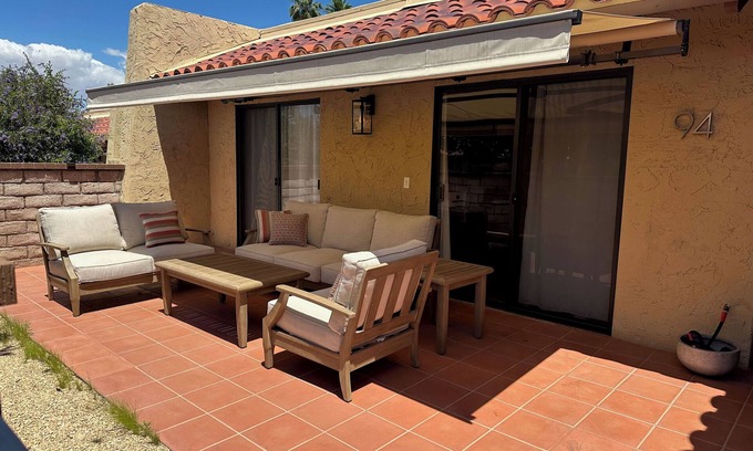 Palm Desert Condo | Charming 2 bed condo with office in Palm Desert Tennis Club