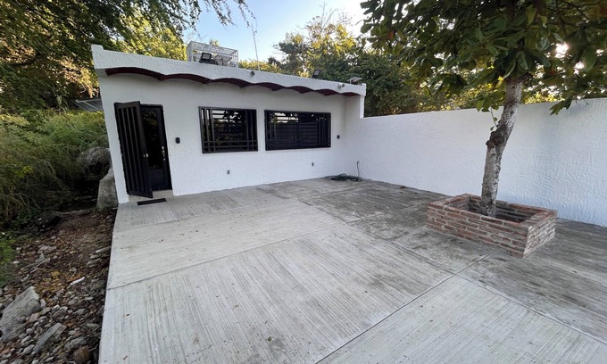Platanitos House | Charming 2-bedroom house with WiFi, AC in fantastic Playa Platanitos