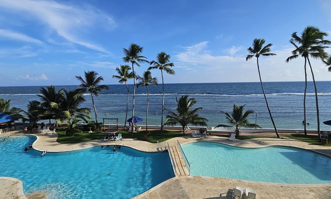 Juan Dolio - El Pueblo Apartment | Charming 2-bedroom apartment on the Beach!