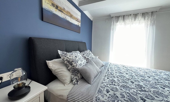 Carretera de la Sierra Apartment | Charming 2-bedroom apartment with AC, WiFi in lovely Granada