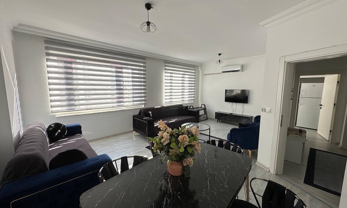 Antalya City Centre Apartment | Charming 2-bedroom apartment with WiFi and AC in enchanting Antalya