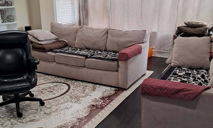 North Park Apartment | Charming 2-bedroom apartment in wonderful Chicago with WiFi, AC