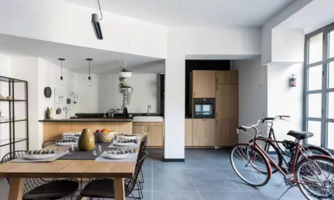 Milan Apartment | Charming 2-bedroom apartment with WiFi, AC in lovely Milano