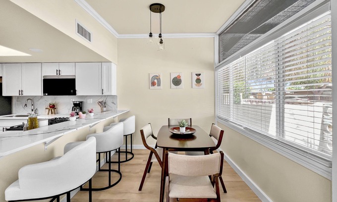 South Scottsdale Condo | Charming 2-bedroom condo 5mins to OldTownScottsdale