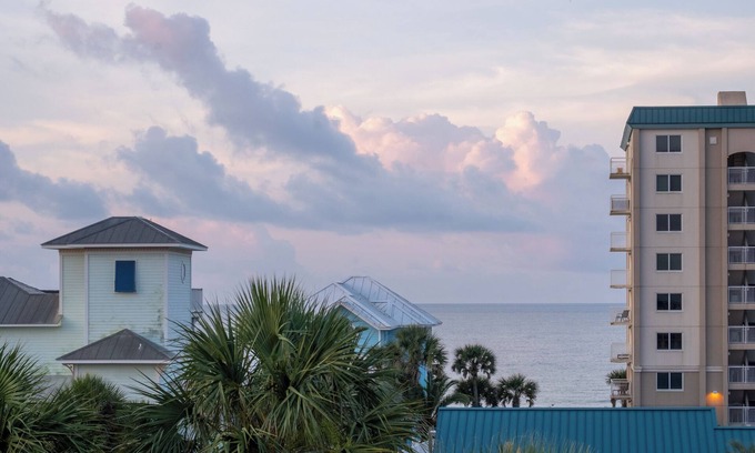 Ono Island Condo | Charming 2-bedroom condo with WiFi and AC in enchanting Perdido Key