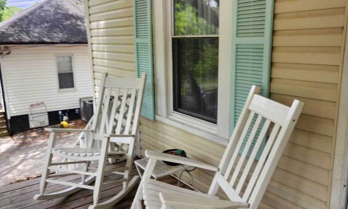 Kannapolis House | Charming 2-bedroom house with WiFi, AC in wonderful Kannapolis