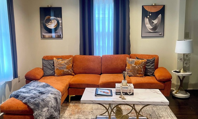 Portsmouth House | "Charming 2-Bedroom House in Historic Portsmouth – Perfect for Your Getaway!"