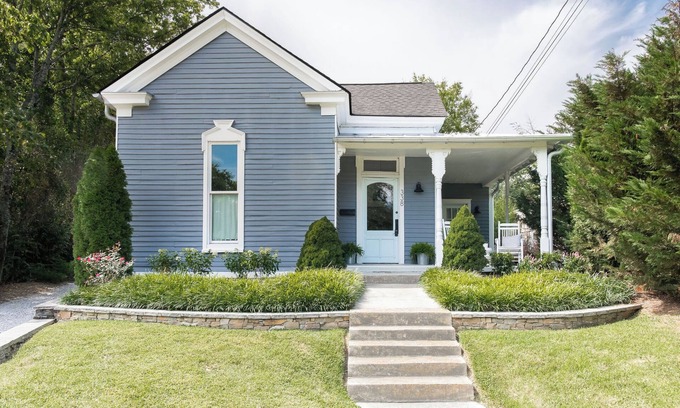 Historic Downtown Franklin House | Charming 2-bedroom historic home in Franklin, TN