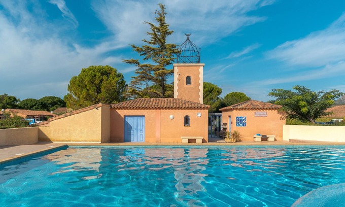 Eyguieres Apartment | Charming 2-bedroom house with pool, wifi, AC in peaceful Eyguières
