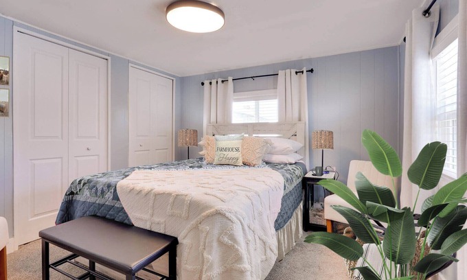 Mesquite House | Charming 2-bedroom house in Mesquite, NV sleeps 6 no host fees