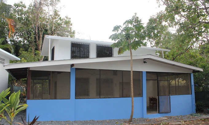 Pavones House | Charming 2-bedroom house with WiFi, AC in Pavones