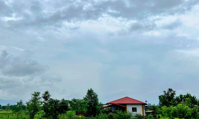 Karjat Resort | Charming 2-bedroom pet friendly Farmhouse with picturesque surroundings