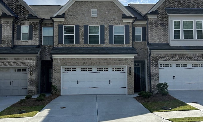 Loganville House | Charming 2-bedroom townhome in Loganville with strong WiFi and AC