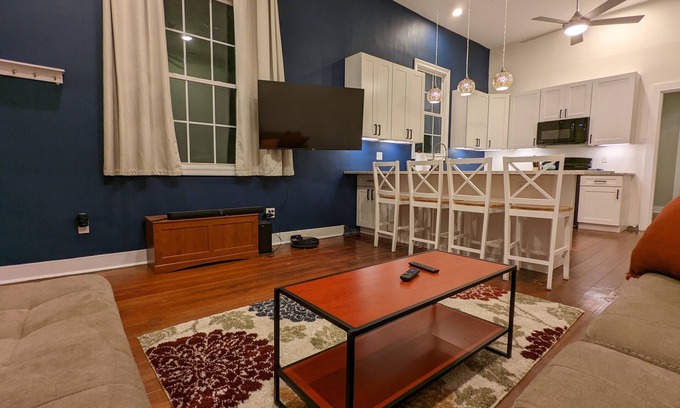 Saint Roch House | Charming 2-bedroom in New Marigny