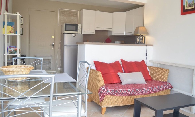 Banyuls-sur-Mer Apartment | Charming 2-Room Villa with Garden and Terrace in Banyuls-sur-Mer
