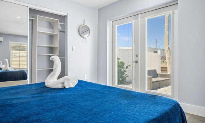 Redevelopment Area House | Charming 2BD Waterfront Home in Naples