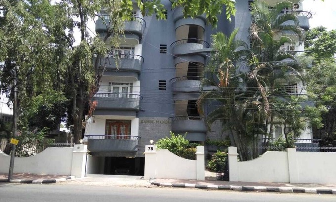 Raja Annamalai Puram Condo | Charming 2br 2 BA in the heart of South Chennai
