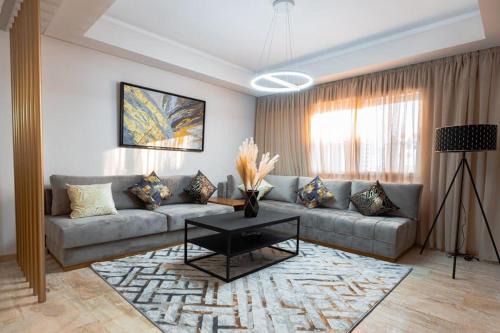Diour Jamaa Apartment | Charming 2BR in the Heart of the City